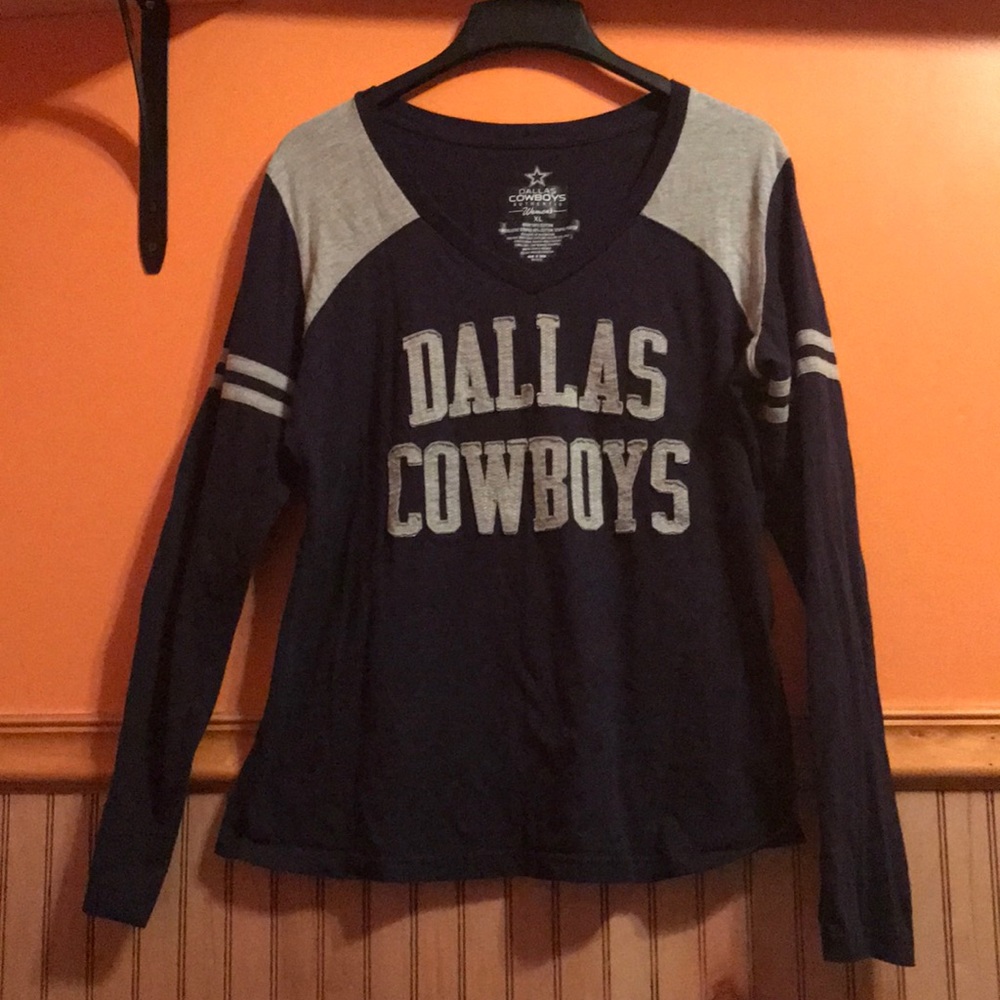 Dallas Cowboys women’s  long sleeve shirt sz XL